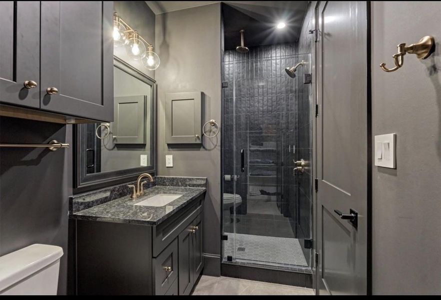 UPSTAIRS FULL BATH 2
