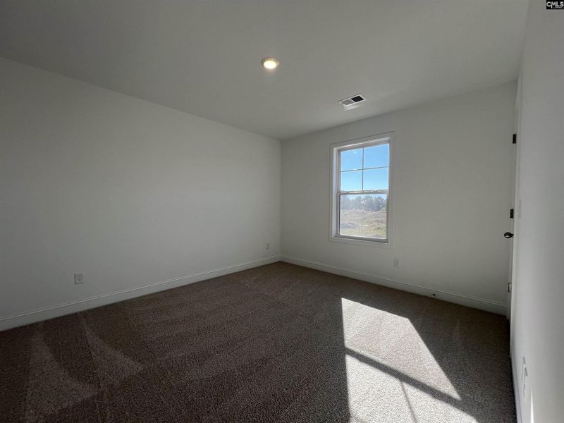 Spacious, unfurnished interior of a new home in Beach Forest, Sumter (Image 23).