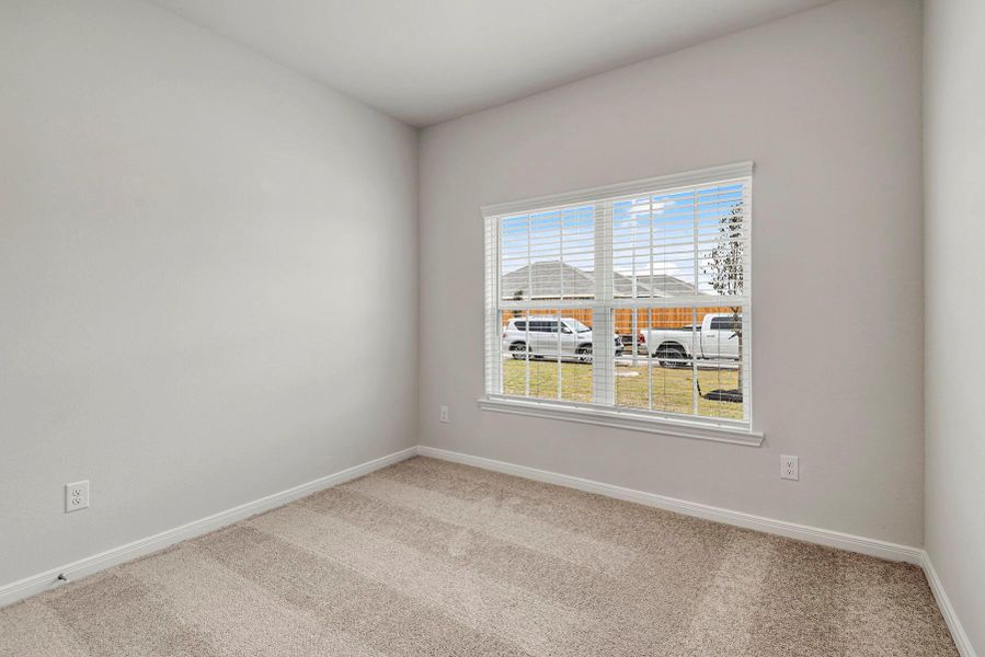 Spacious, unfurnished interior of a new home in Freeman Ranch, Katy (Image 7).