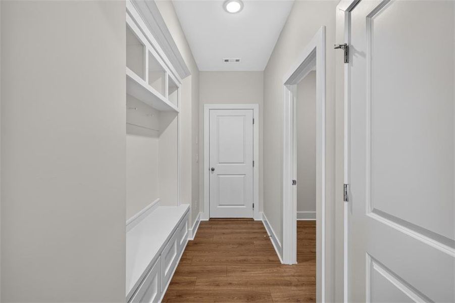 Spacious, unfurnished interior of a new home in , Gainesville (Image 22).