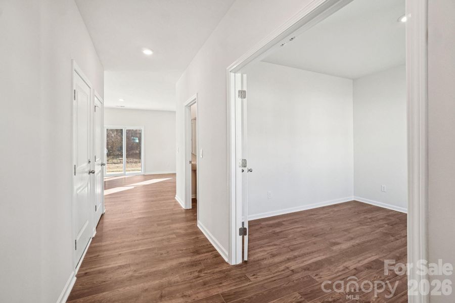 Spacious, unfurnished interior of a new home in Rydele Heights, Asheville (Image 34).
