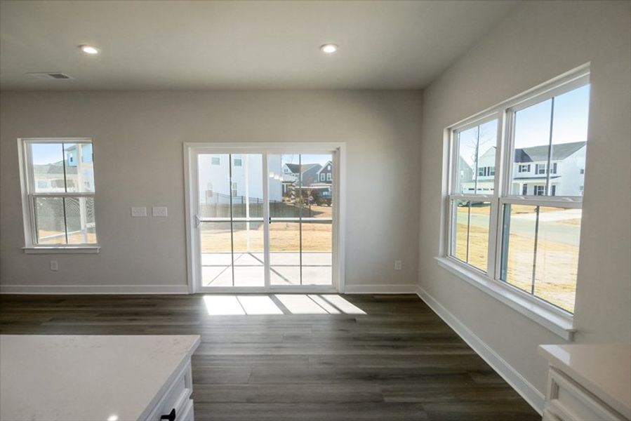 Spacious, unfurnished interior of a new home in Berkeley, Spartanburg (Image 25).