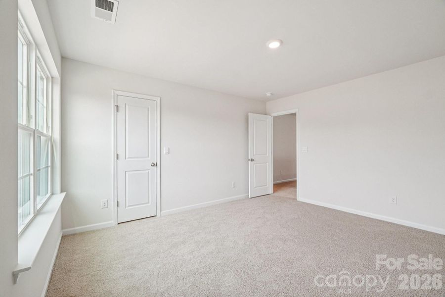 Spacious, unfurnished interior of a new home in Cline Village, Conover (Image 27).