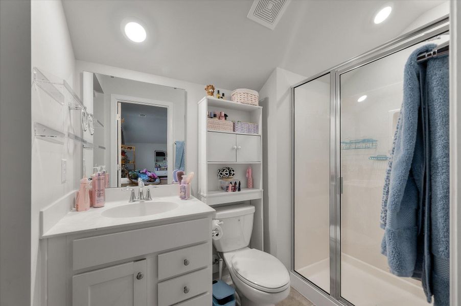 Furnished interior view inside a new home in , Johns Island (Image 50).