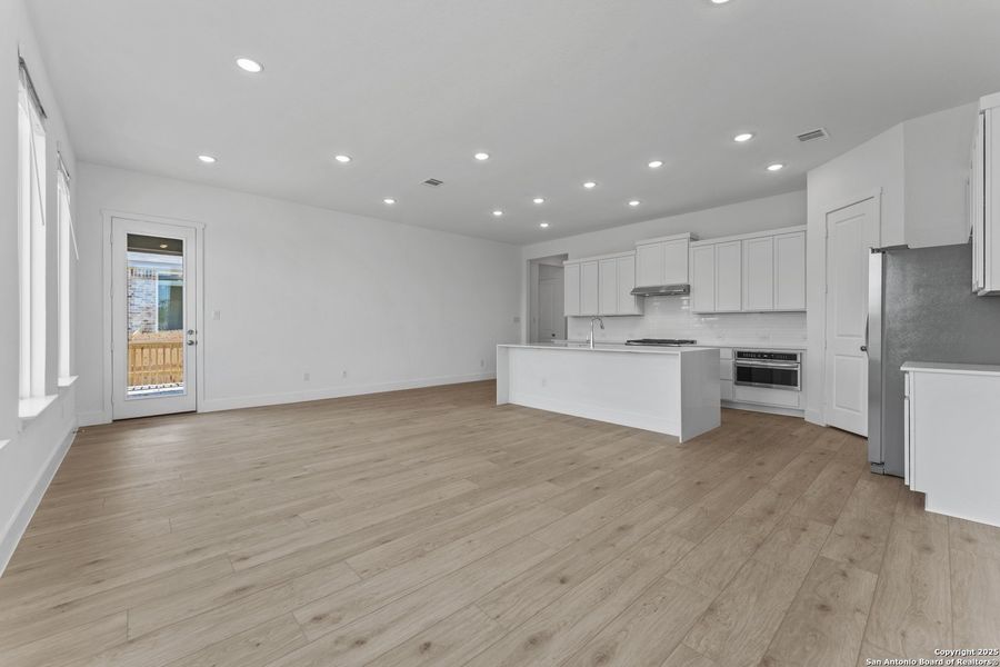 Image 23 of a home in . Image 23 of a home in .