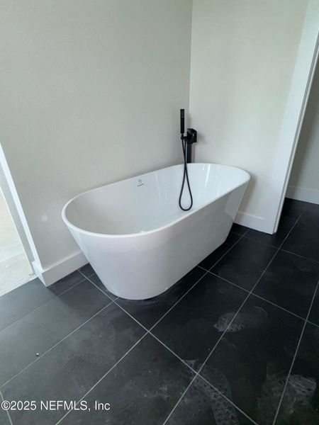 Image 43 of a home in .