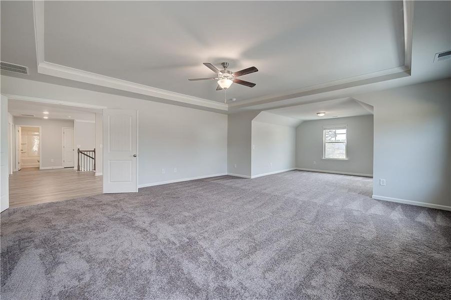 Spacious, unfurnished interior of a new home in Cambria at Traditions, Hampton (Image 36).
