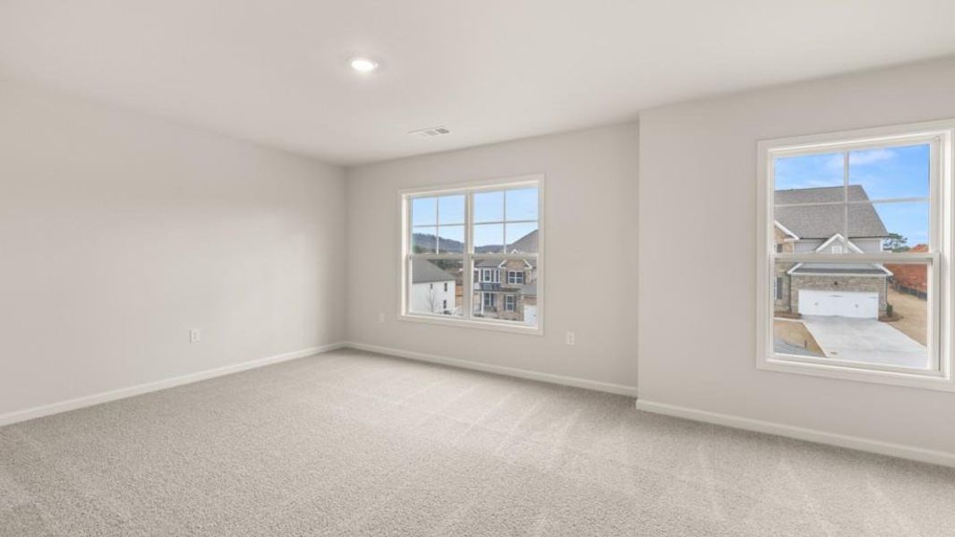 Spacious, unfurnished interior of a new home in Thalley Creek Estates, Cumming (Image 27).