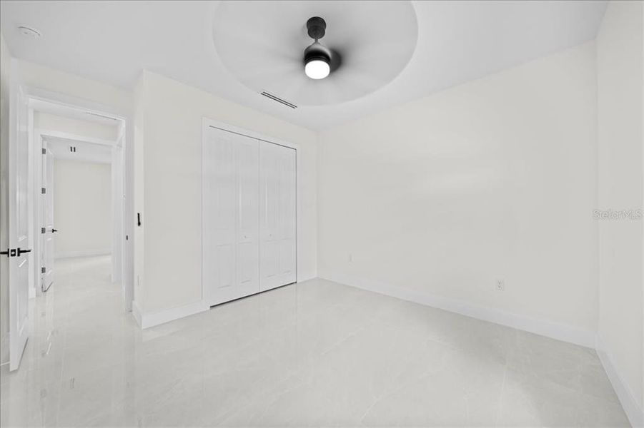 Spacious, unfurnished interior of a new home in , Lehigh Acres (Image 29).