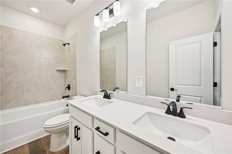 Furnished interior view inside a new home in River Pointe, Monroe (Image 14).