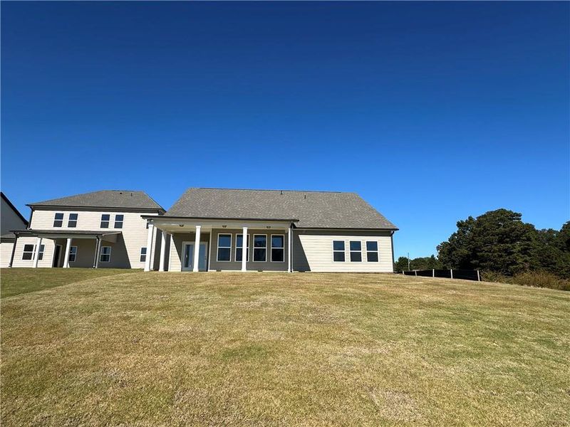 Exterior details and patio area of a home in Summerlin, Winder (Image 49).