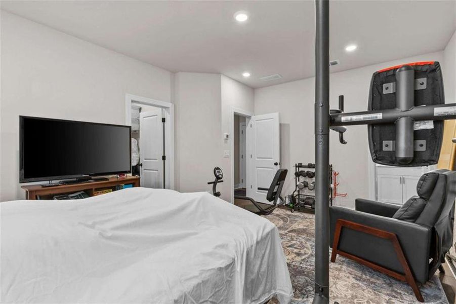 Furnished interior view inside a new home in , Peachtree Corners (Image 35). Furnished interior view inside a new home in , Peachtree Corners (Image 35).