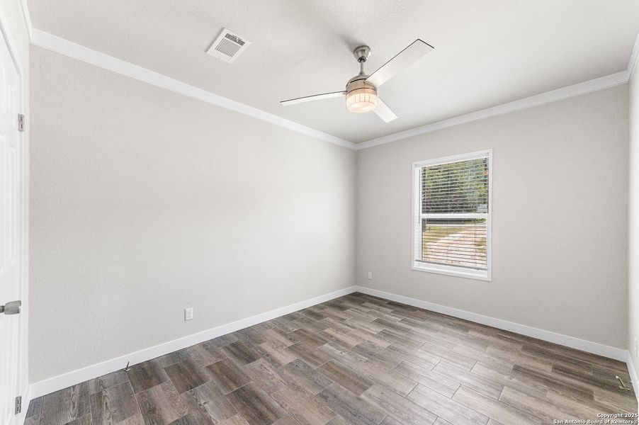 Spacious, unfurnished interior of a new home in , Spring Branch (Image 41).