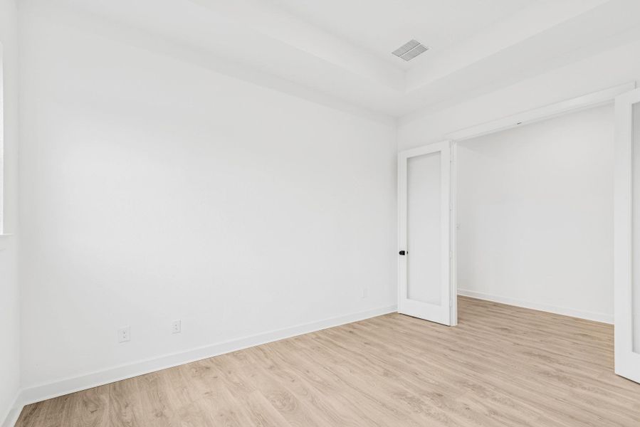 Spacious, unfurnished interior of a new home in Kresston, Magnolia (Image 25). Spacious, unfurnished interior of a new home in Kresston, Magnolia (Image 25).