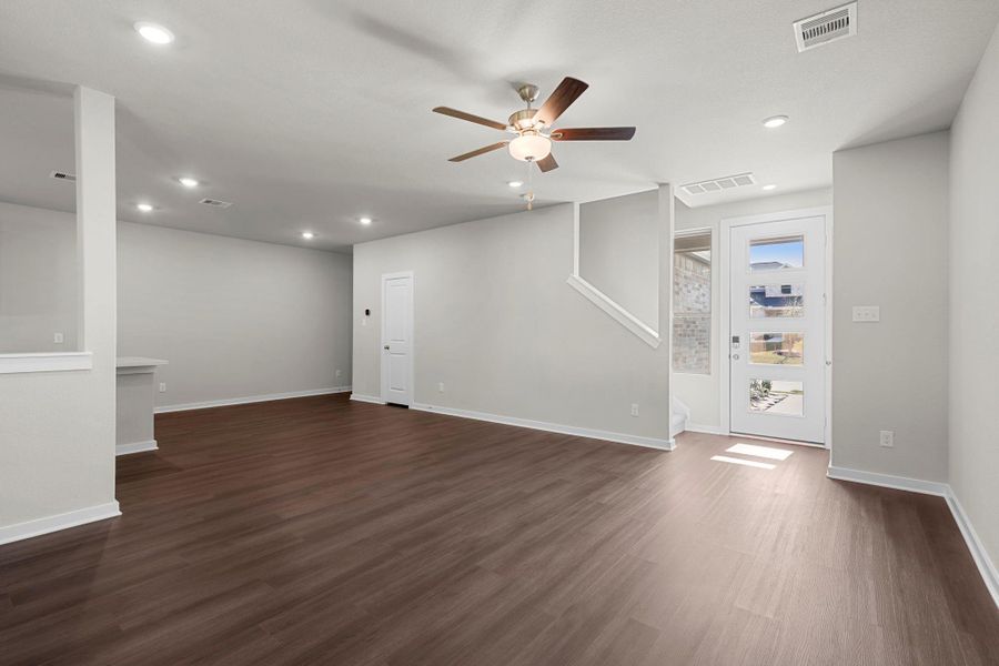 Spacious, unfurnished interior of a new home in Westridge Cove, Panorama Village (Image 16). Spacious, unfurnished interior of a new home in Westridge Cove, Panorama Village (Image 16).