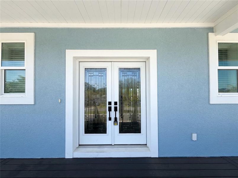 Exterior details and patio area of a home in , Dunedin (Image 19).