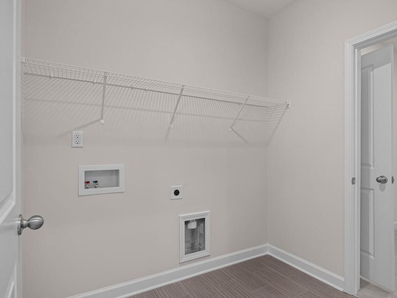 Spacious, unfurnished interior of a new home in Tobacco Road, Angier (Image 21).