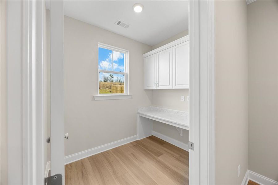 Spacious, unfurnished interior of a new home in Windsor, North Augusta (Image 21).