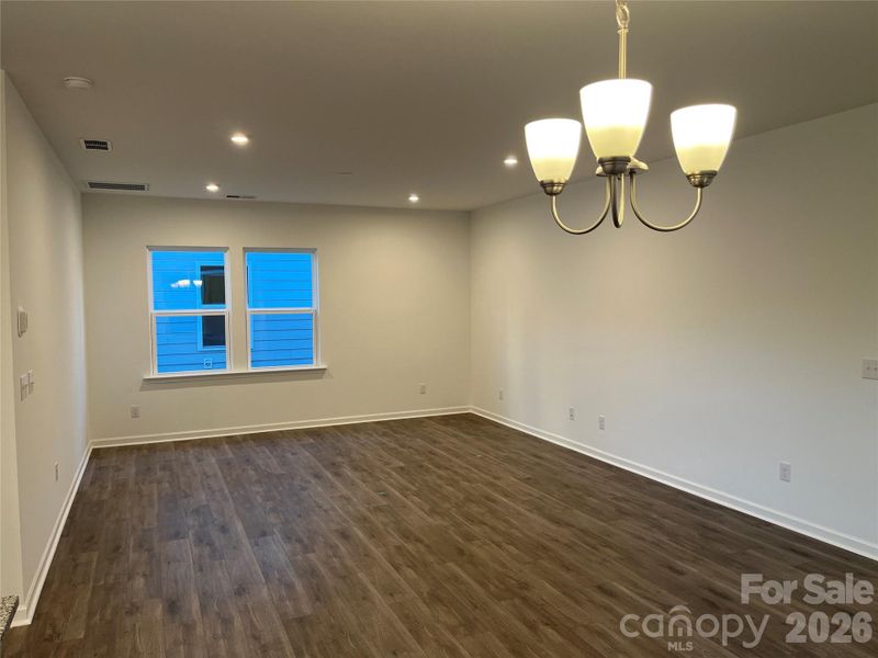 Spacious, unfurnished interior of a new home in Parkside Crossing, Charlotte (Image 11).