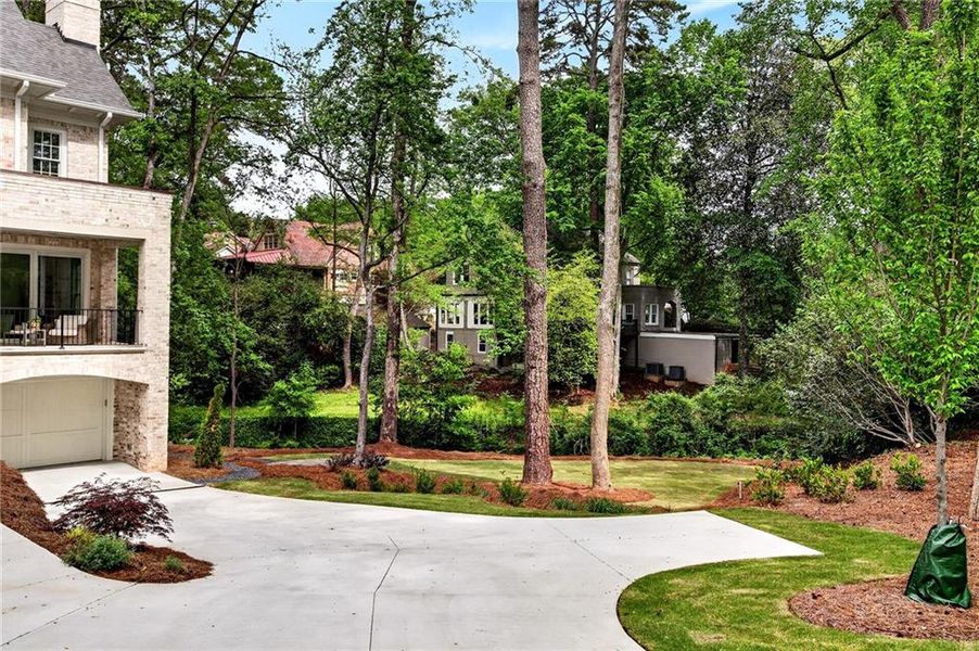 Image 60 of a home in .