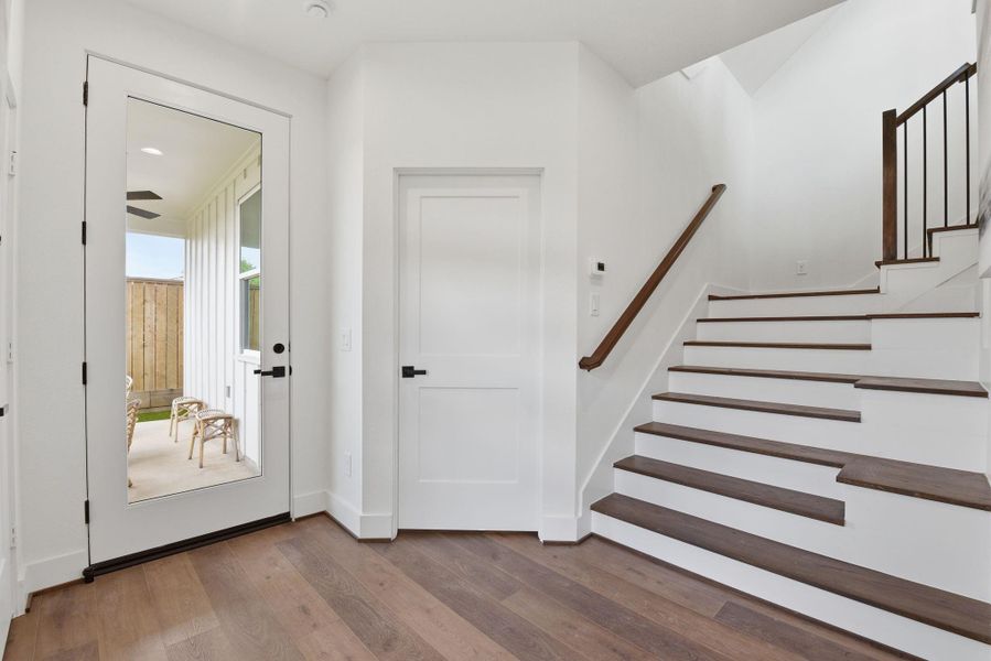 Spacious, unfurnished interior of a new home in , Houston (Image 22).