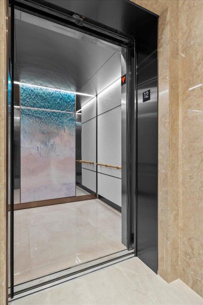 Exterior details and patio area of a home in , West Palm Beach (Image 23).