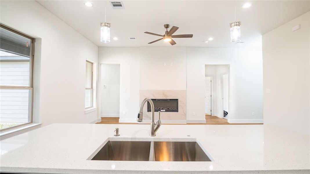 Close-up of interior finishes inside a home in , Alvarado (Image 12).