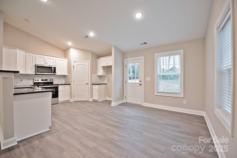 Image 26 of a home in .