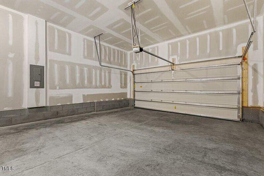 54563970644_ce7792c8a9_c