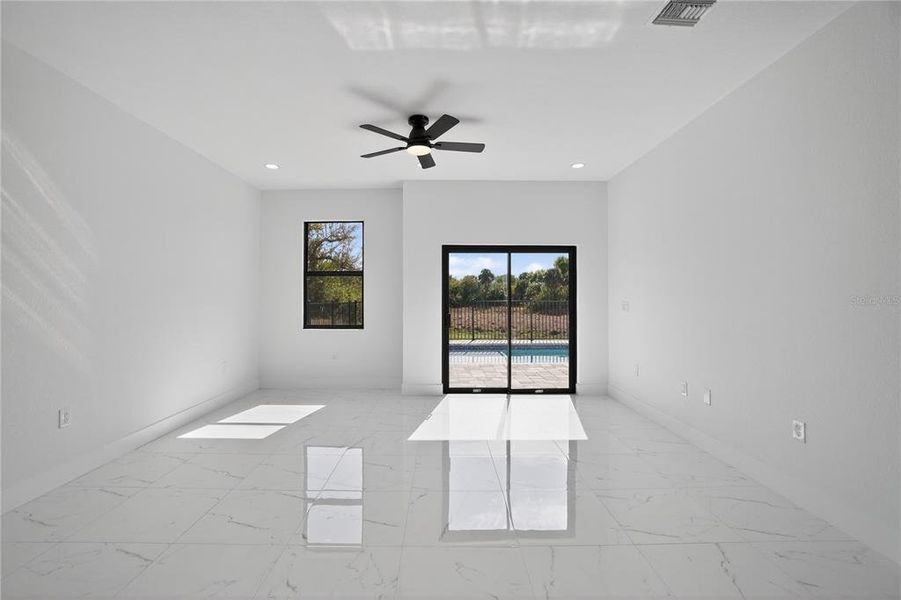 Spacious, unfurnished interior of a new home in , Rotonda West (Image 50).