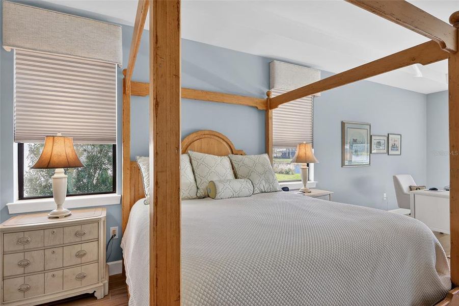 Furnished interior view inside a new home in , Lakewood Ranch (Image 17).