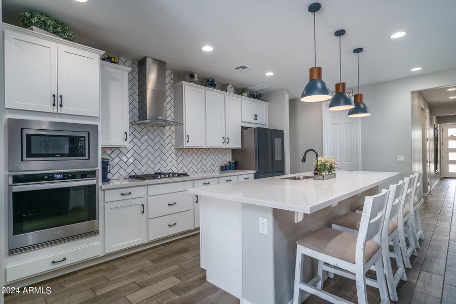 3) KITCHEN 3) KITCHEN