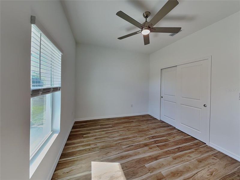 Spacious, unfurnished interior of a new home in , Port Charlotte (Image 14).