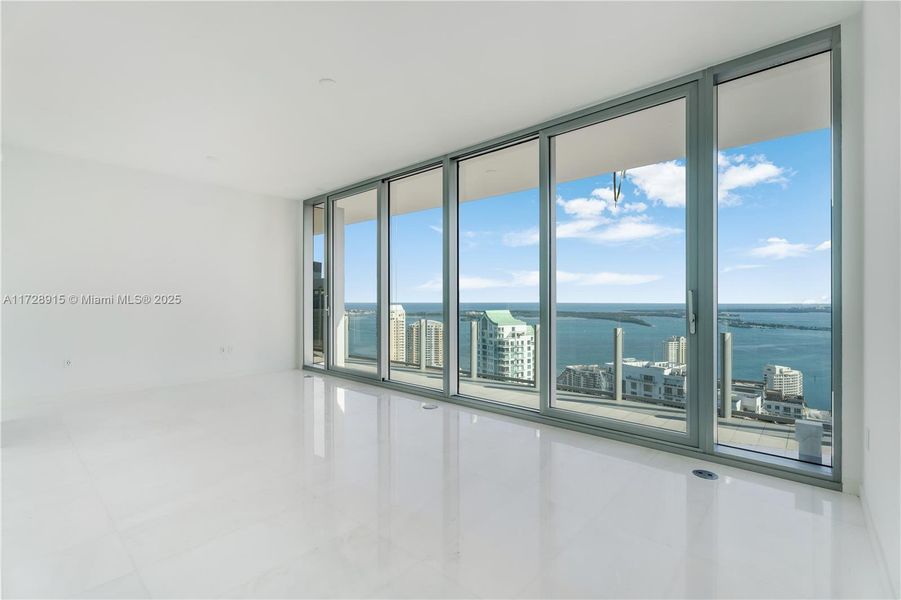 Spacious, unfurnished interior of a new home in Aston Martin Residences, Miami (Image 10). Spacious, unfurnished interior of a new home in Aston Martin Residences, Miami (Image 10).