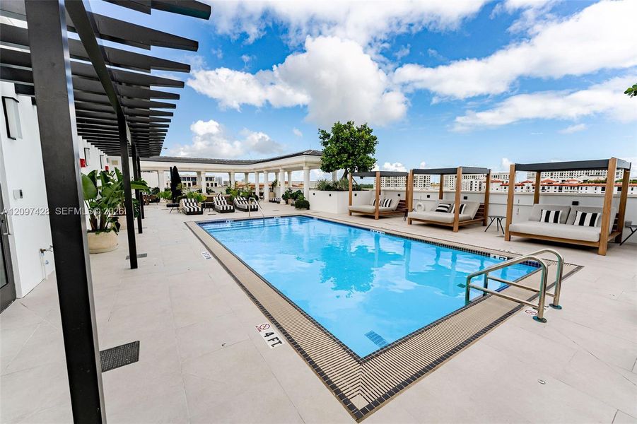 Community amenities in , Coral Gables (Image 24).