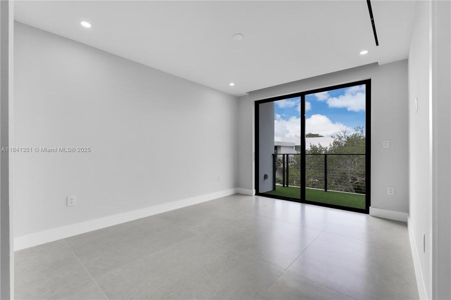 Spacious, unfurnished interior of a new home in , Key Biscayne (Image 24). Spacious, unfurnished interior of a new home in , Key Biscayne (Image 24).