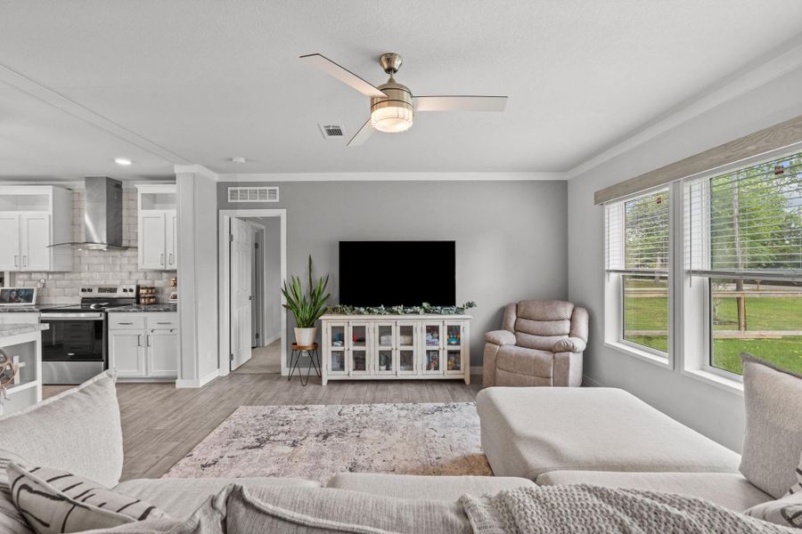 Furnished interior view inside a new home in , Santa Fe (Image 7).