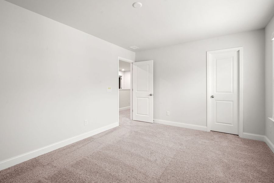 Spacious, unfurnished interior of a new home in Waterways, Richmond Hill (Image 31). Spacious, unfurnished interior of a new home in Waterways, Richmond Hill (Image 31).