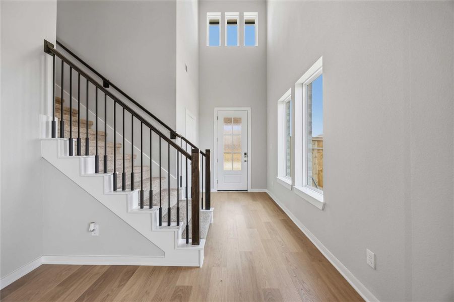 Spacious, unfurnished interior of a new home in Emberly  45', Beasley (Image 41).