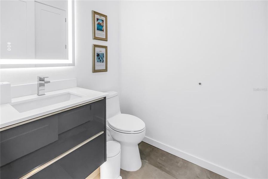 Furnished interior view inside a new home in , Sarasota (Image 49).