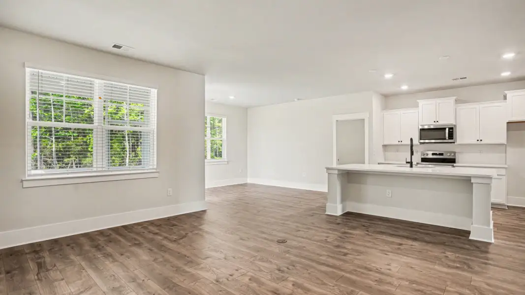 Spacious, unfurnished interior of a new home in Maple Grove, Conway (Image 7).