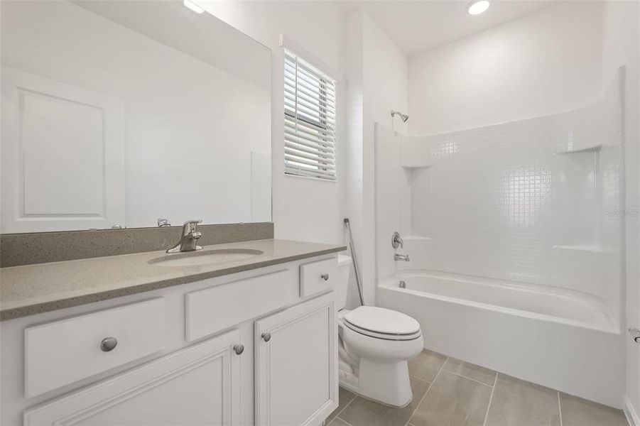 Furnished interior view inside a new home in , Orlando (Image 4).