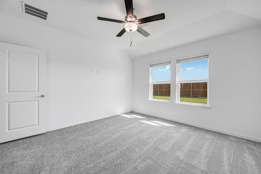 Spacious, unfurnished interior of a new home in Parks at Foster Crossing, Anna (Image 19).