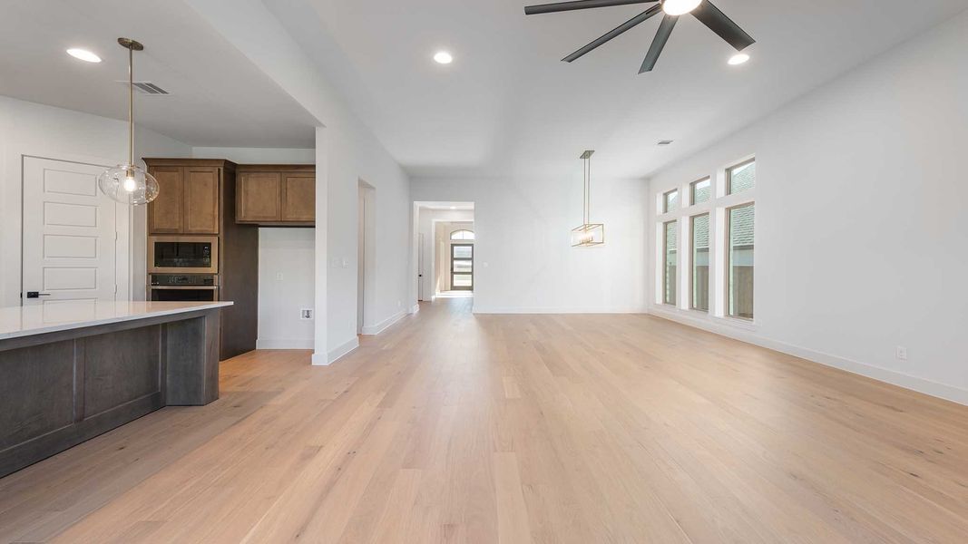 Spacious, unfurnished interior of a new home in Hillstead 60', Lavon (Image 22). Spacious, unfurnished interior of a new home in Hillstead 60', Lavon (Image 22).