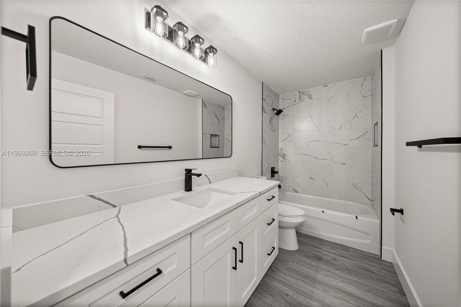 Furnished interior view inside a new home in , Ocala (Image 8).