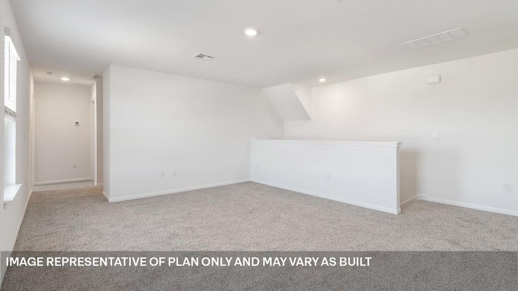 Spacious, unfurnished interior of a new home in Bar W Ranch, Leander (Image 12).