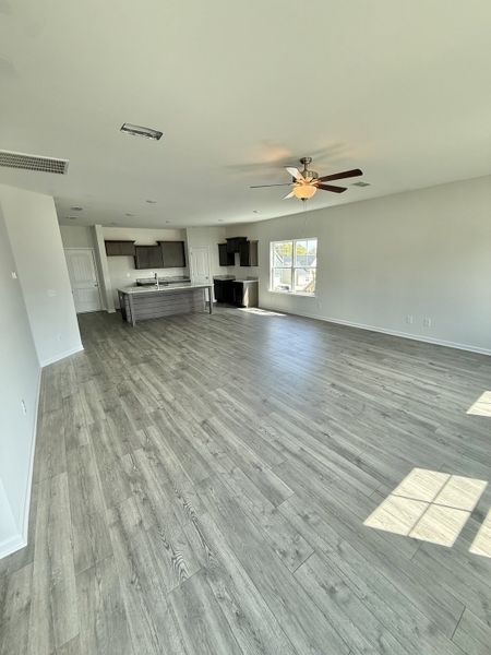Spacious, unfurnished interior of a new home in Hobson Park, Antioch (Image 9). Spacious, unfurnished interior of a new home in Hobson Park, Antioch (Image 9).