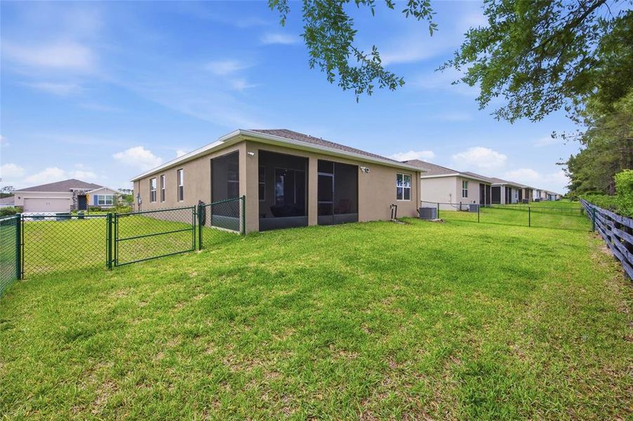 Exterior details and patio area of a home in JB Ranch, Ocala (Image 27).