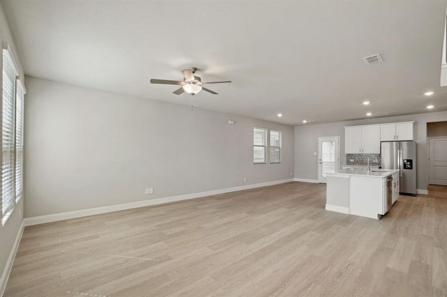 Photo is not of the actual home, but is an inspirational photo of builder’s model home and may depict options, furnishings, and/or decorator features that are not included.