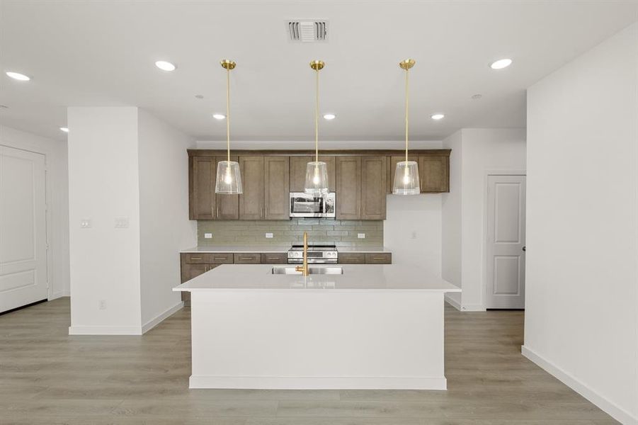 7617 Dakota- Kitchen-2